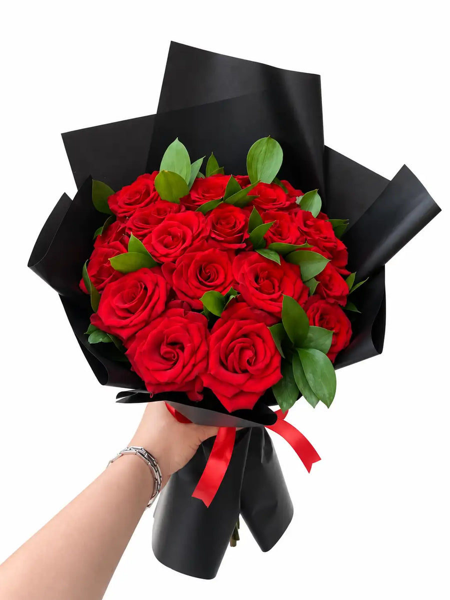 Red Roses Valentine Bouquet
